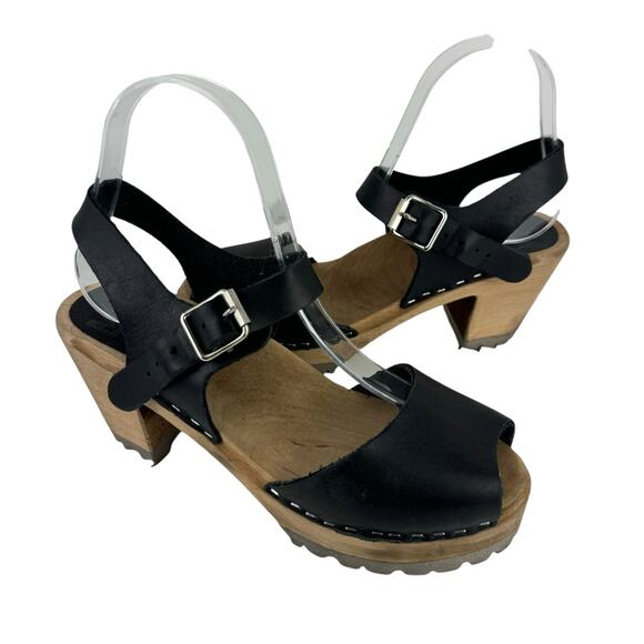 MIA Black and Tan Sandals - Picture 1 of 13